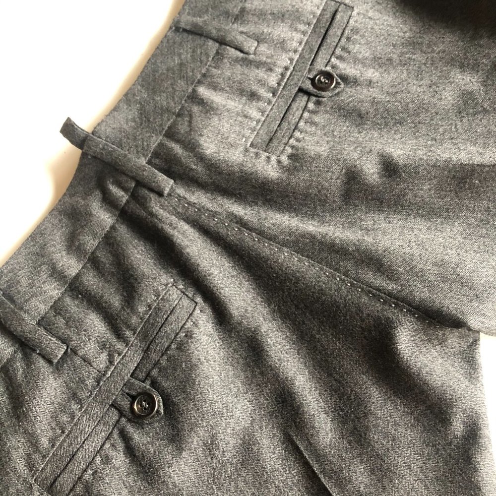 Beautiful Vintage DSQUARED Cropped Low Rise Wool Trousers - Picture 6 of 11